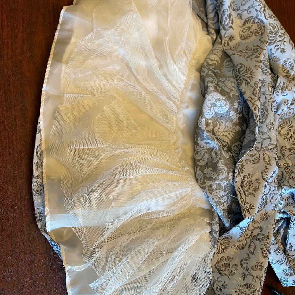 Bonnie Jean Blue and Silver Girl’s Dress - Picture 4 of 8